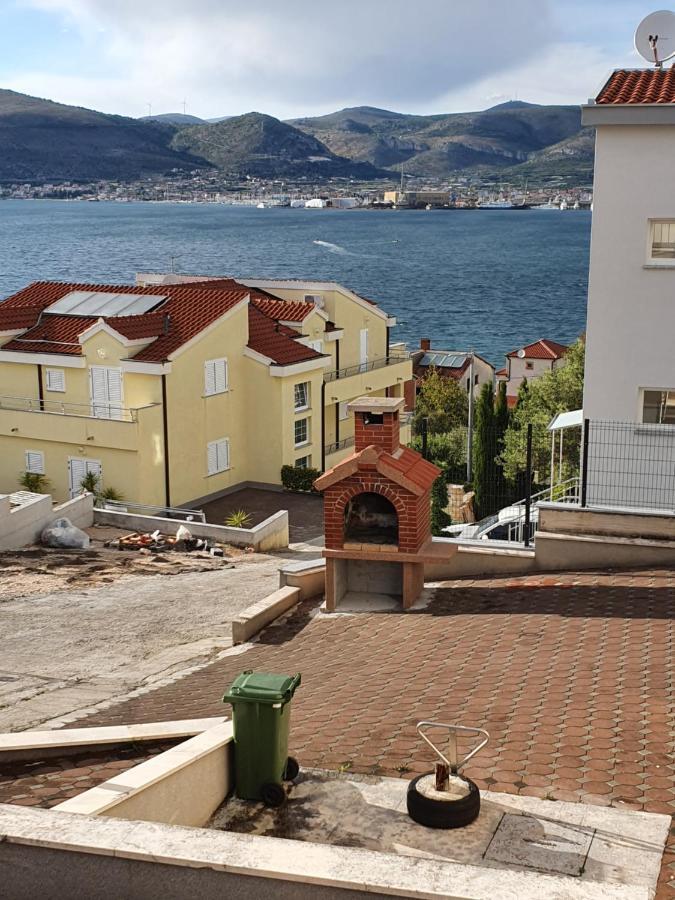 Apartman Tamara Traù Esterno foto