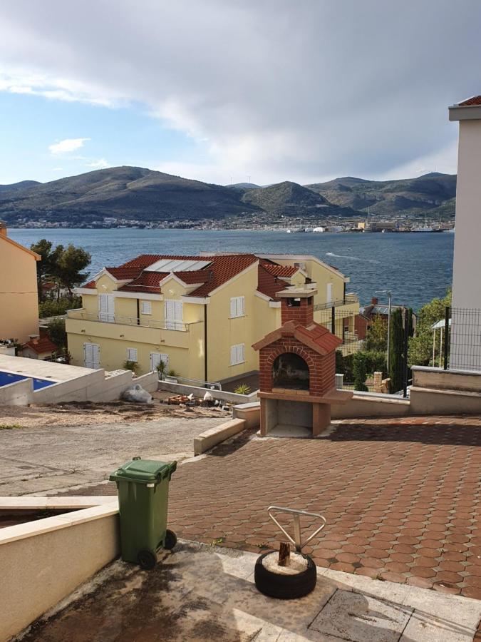 Apartman Tamara Traù Esterno foto