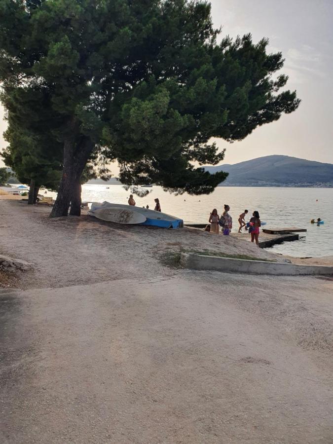 Apartman Tamara Traù Esterno foto