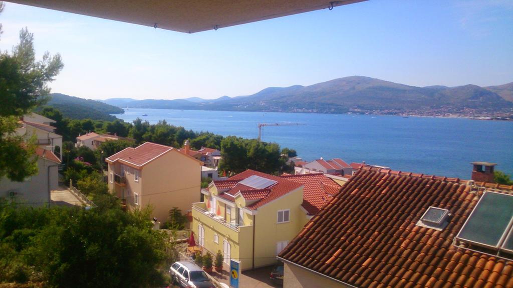 Apartman Tamara Traù Esterno foto
