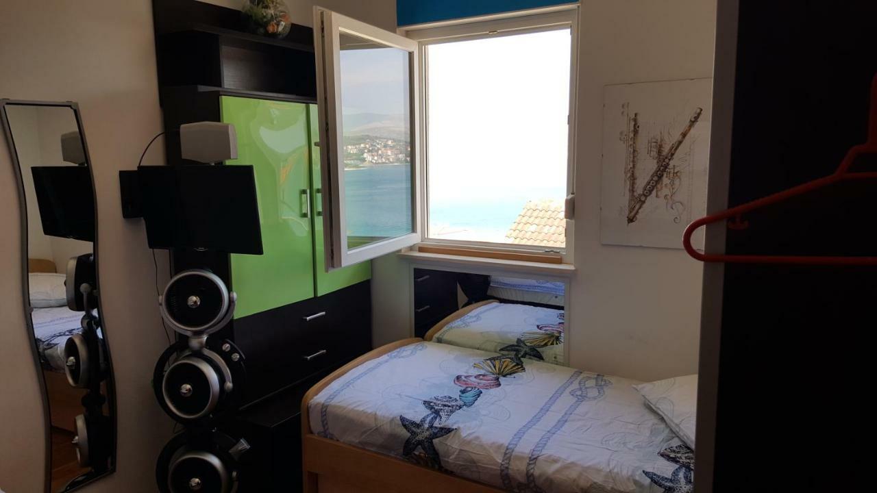 Apartman Tamara Traù Esterno foto