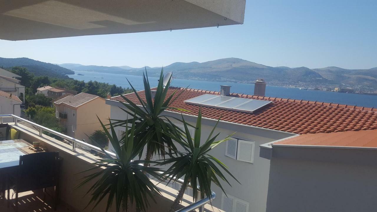 Apartman Tamara Traù Esterno foto