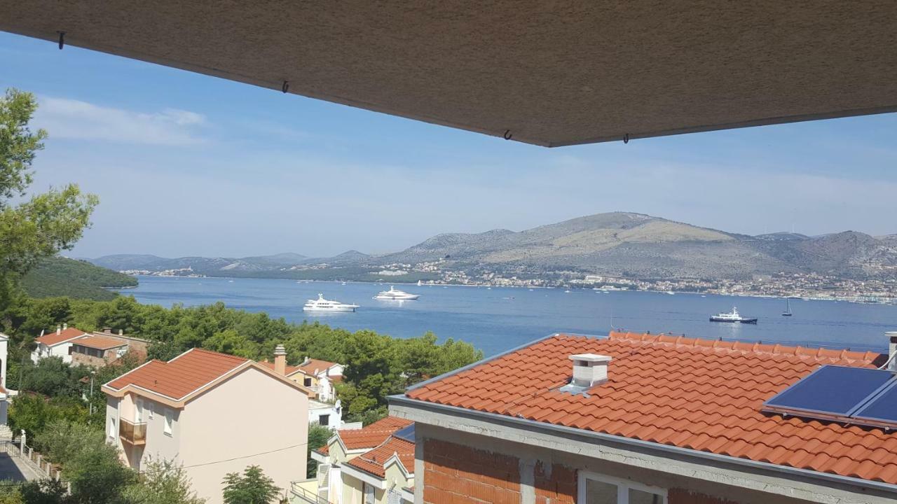 Apartman Tamara Traù Esterno foto